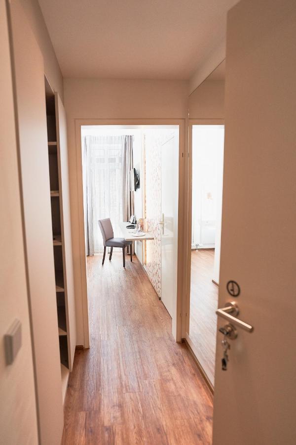 Stadthotel Engel Ettlingen Zewnętrze zdjęcie