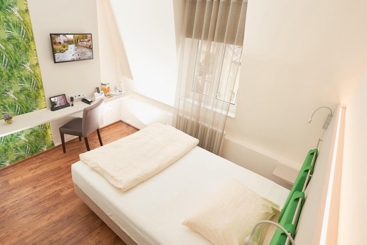 Stadthotel Engel Ettlingen Zewnętrze zdjęcie