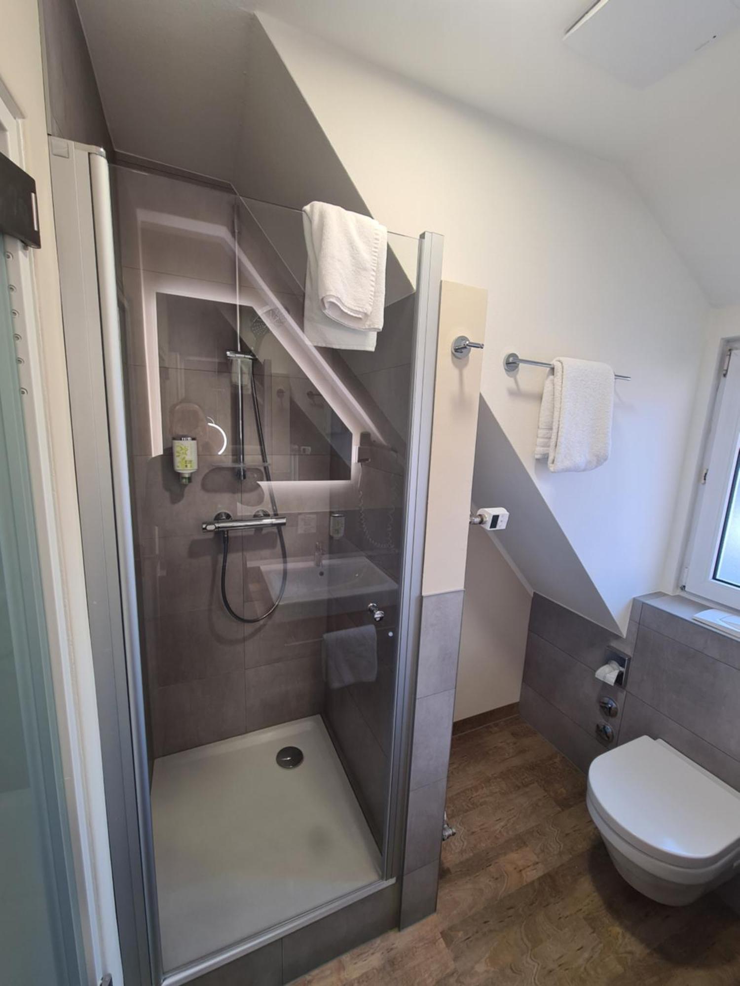 Stadthotel Engel Ettlingen Zewnętrze zdjęcie